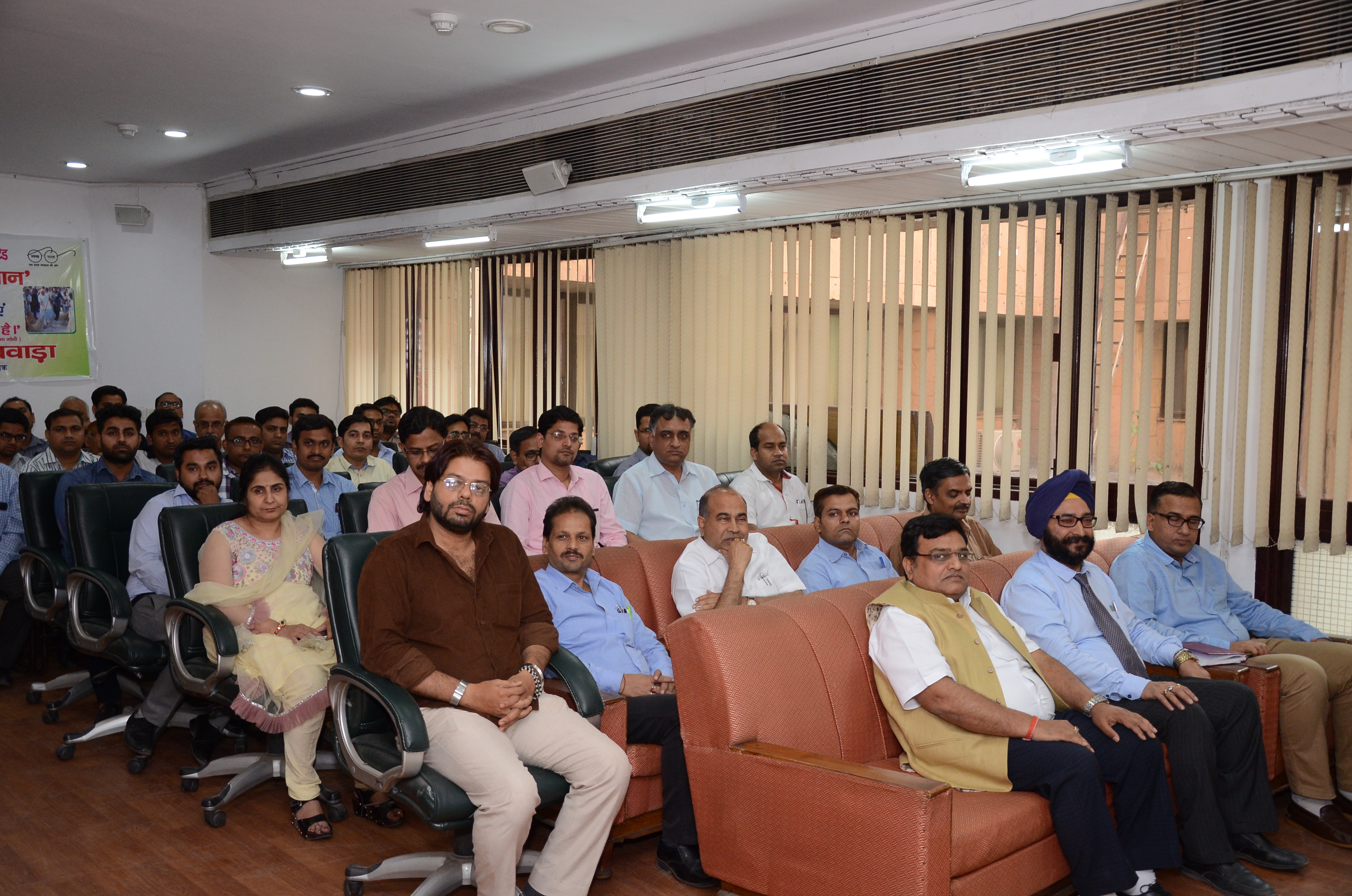  The employees of the corporation participating in the program.